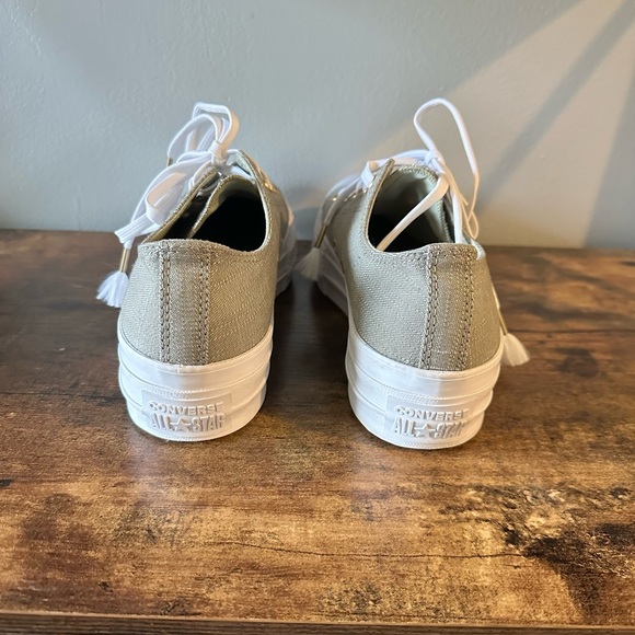 Converse Chuck Taylor All Star Lift Ox women's platform sneakers Sz 8 - Picture 5 of 7